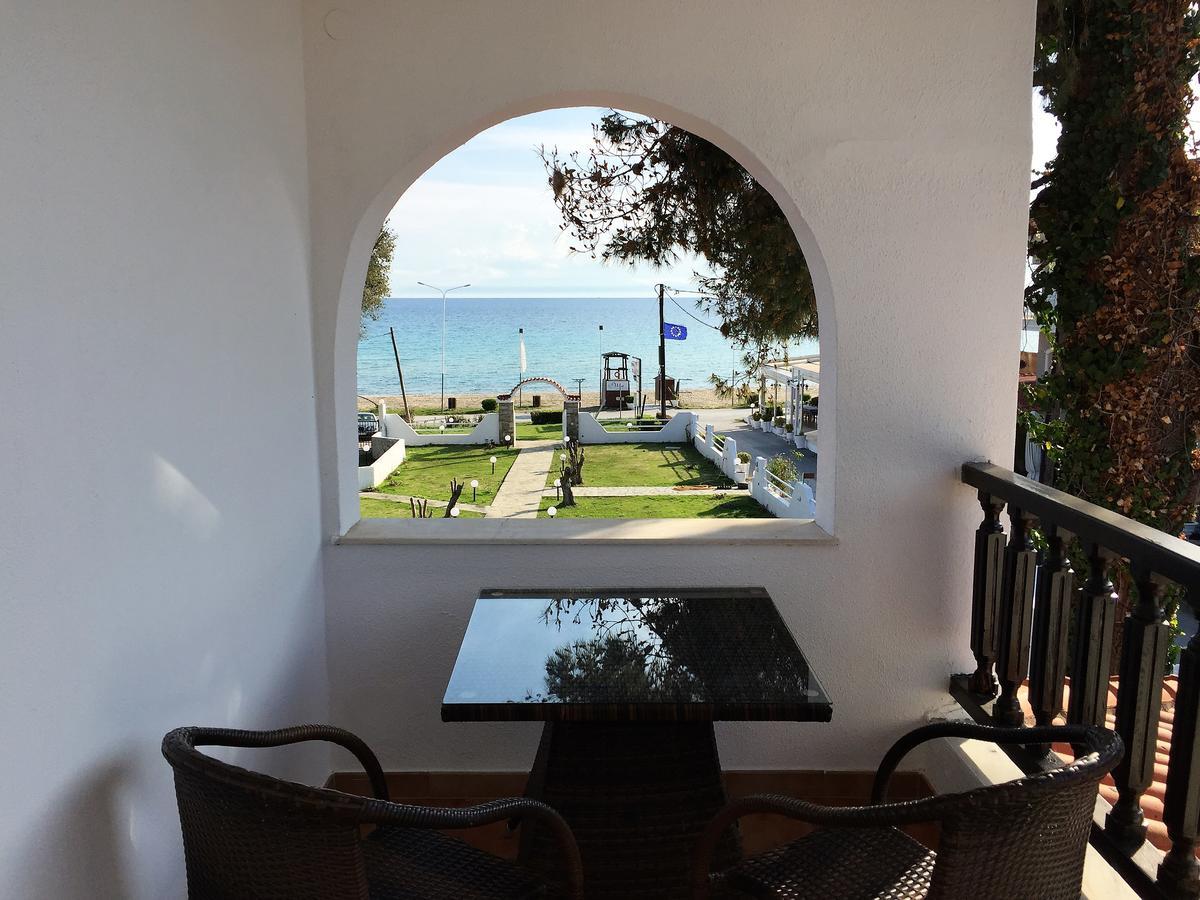 Georgalas Sun Beach Rooms Nea Kallikrateia Zewnętrze zdjęcie