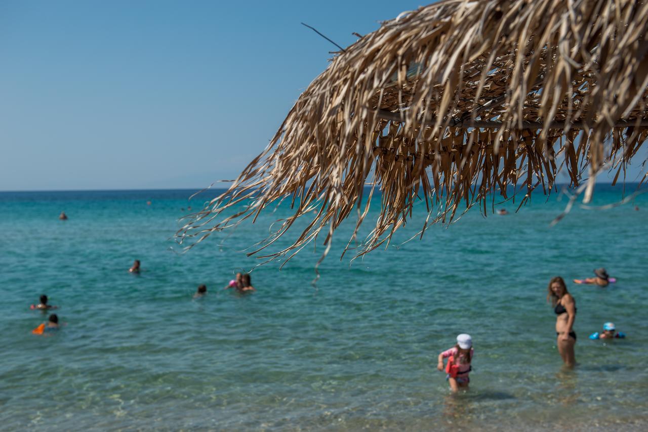 Georgalas Sun Beach Rooms Nea Kallikrateia Zewnętrze zdjęcie